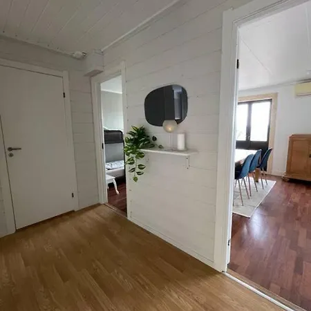 Near The Floibanen, Cable Car